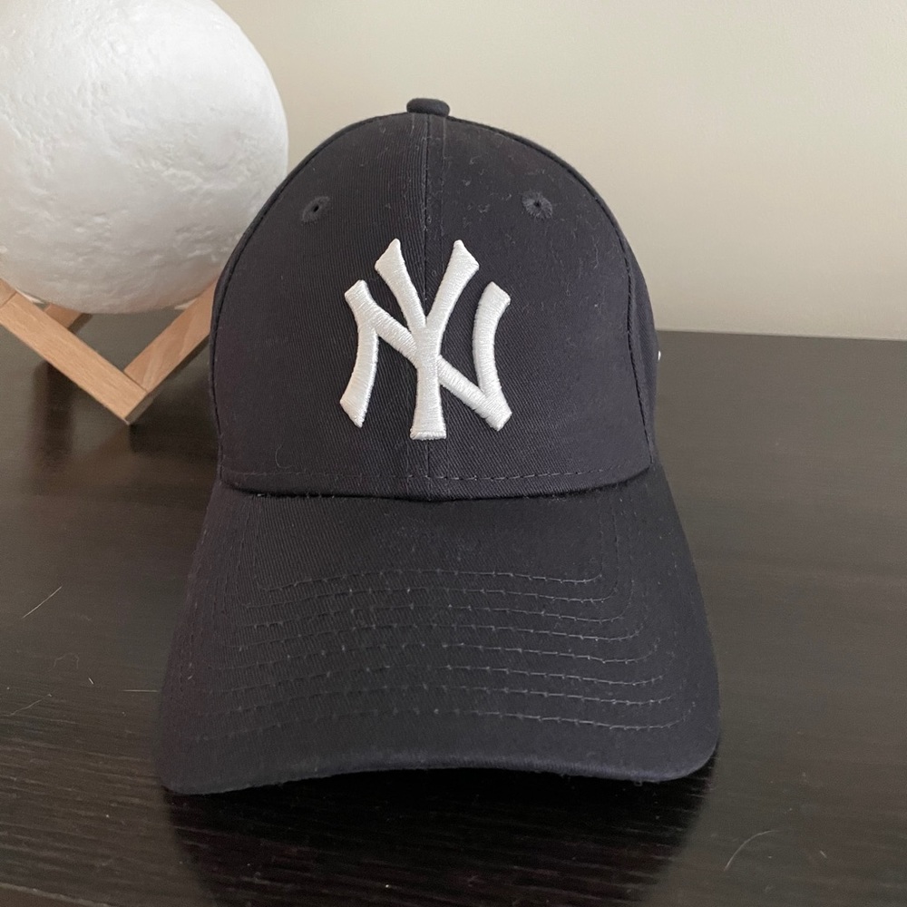 ⭐️❤️TOPSHOP NEW ERA YANKEE HAT🧢 ⚾️